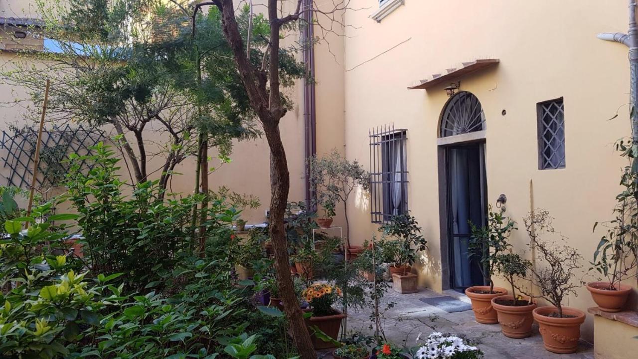 Cynthia'S Garden - Apartment With Private Garden In Santa Croce Φλωρεντία Εξωτερικό φωτογραφία
